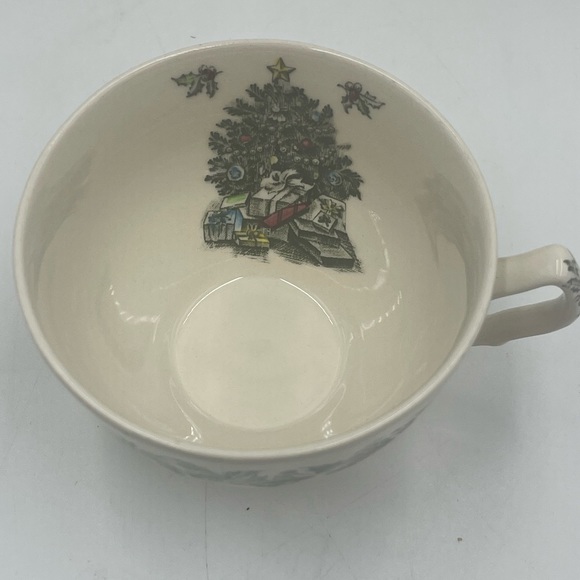 JOHNSON BROTHERS “Merry Christmas”   Set of 4 Coffee/Tea Cups - Made in England - Picture 5 of 16